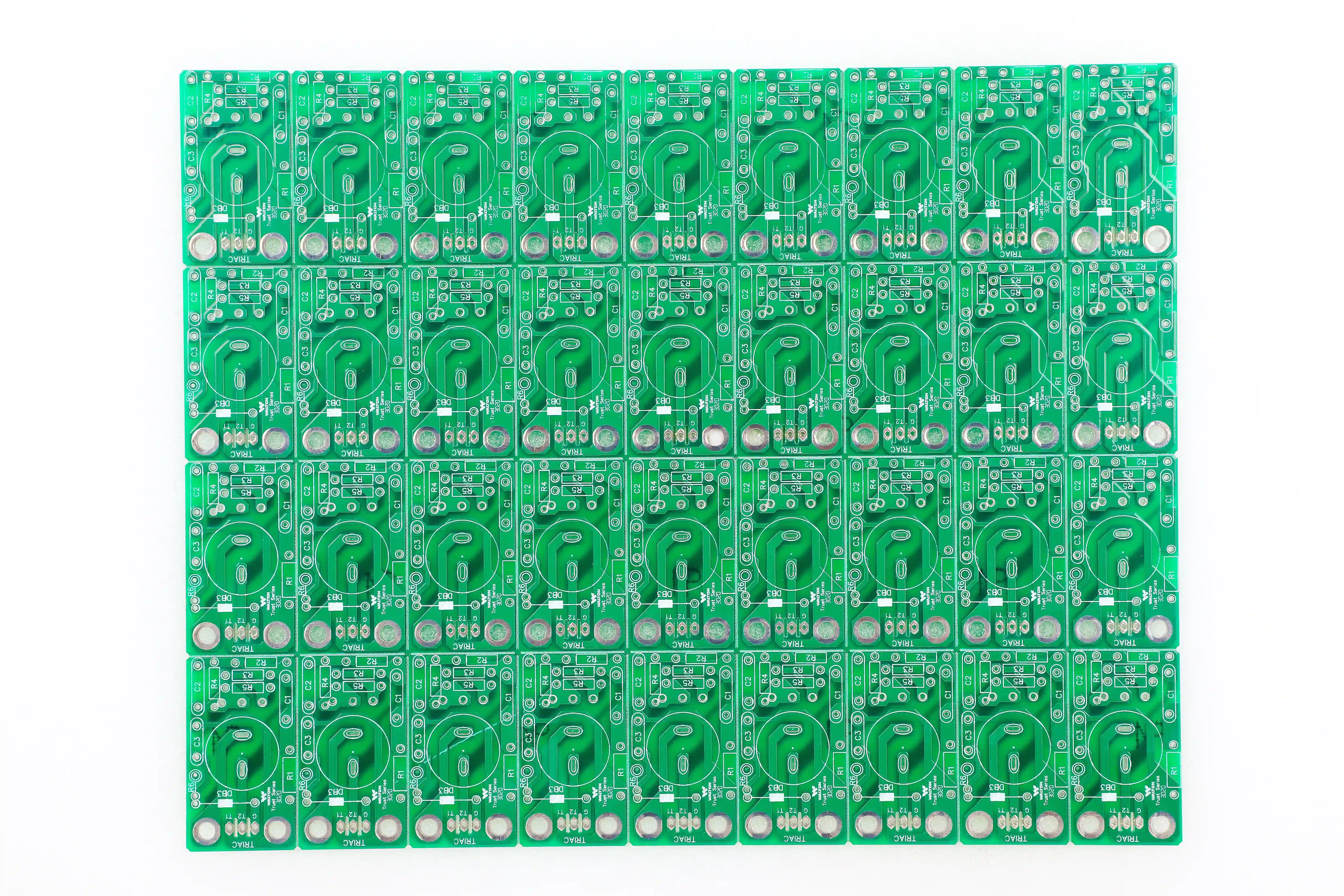 PCB Depaneling: V-Score vs Router vs Punch vs Laser [2026] | PCB Portugal
